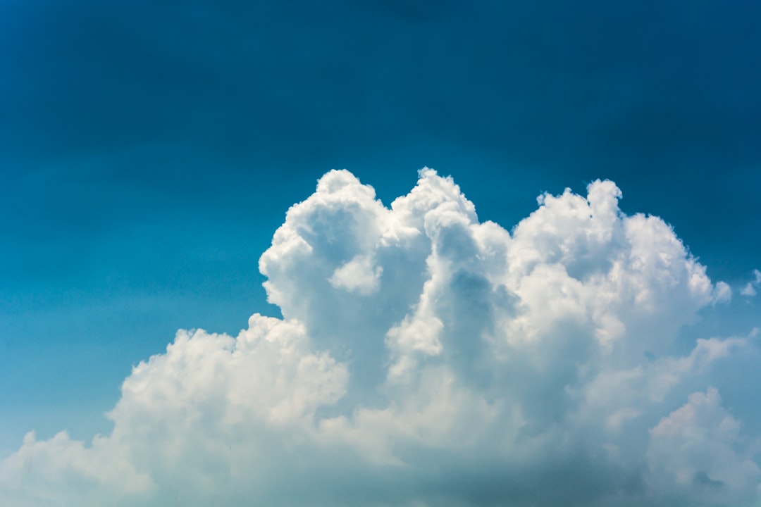 Photo Cloud-shaped lamp